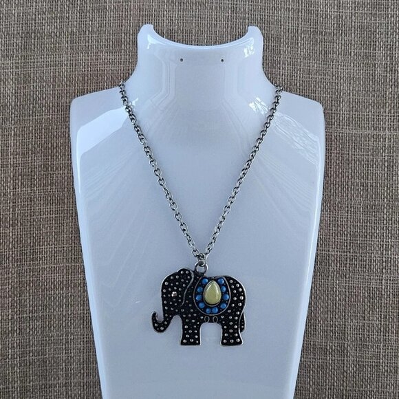 Decree ELEPHANT Pendant Necklace Fashion Jewelry NWT - Picture 11 of 11